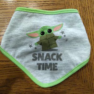 Star Wars Snack Time The Mandalorian The Child Grogu Bandana snap Bib 0-12 mo